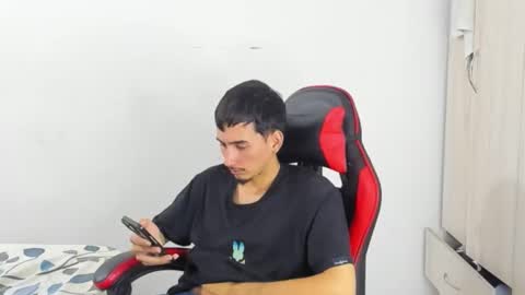 DANIEL online show from November 26, 2025, 3:07 am