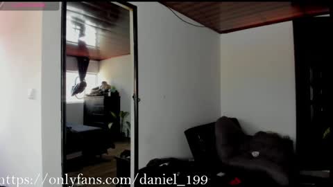 Snapshot of daniel_vianchi chatting on February 6, 2025, 3:52 pm Dani online show from February 6, 2025, 3:52 pm