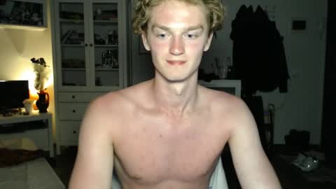 Snapshot of daniel_yumm chatting on June 6, 2026, 7:29 pm Daniel online show from June 6, 2026, 7:29 pm