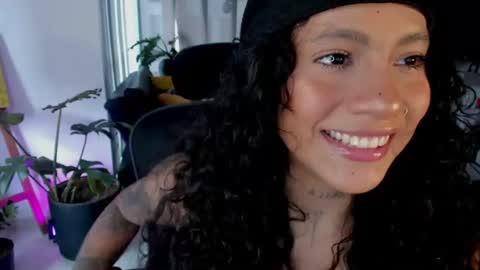 Snapshot of daniela_arenas chatting on July 10, 2026, 9:17 pm daniela_arenas online show from July 10, 2026, 9:17 pm