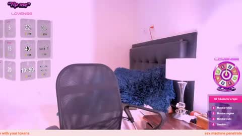 daniela online show from July 19, 2026, 11:58 am