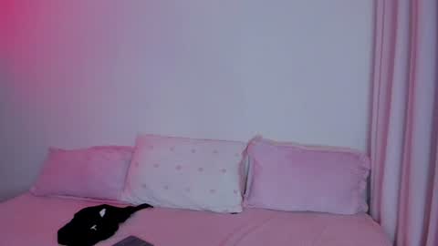 Snapshot of daniela_days chatting on July 25, 2026, 6:00 am Dani online show from July 25, 2026, 6:00 am