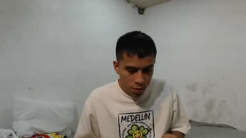 Snapshot of danielitopapii chatting on December 27, 2024, 5:59 pm danielitopapii online show from December 27, 2024, 5:59 pm