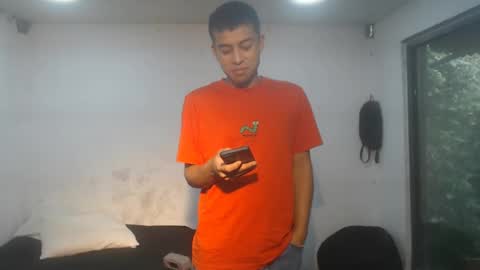 Snapshot of danielitopapii chatting on December 31, 2024, 1:30 pm danielitopapii online show from December 31, 2024, 1:30 pm