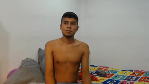 Snapshot of danielitopapii chatting on February 14, 2025, 6:08 pm danielitopapii online show from February 14, 2025, 6:08 pm