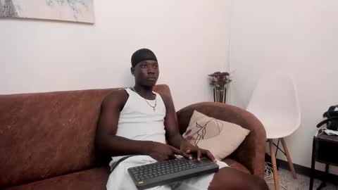 daniell_ferrari online show from February 11, 2025, 2:35 am