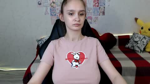 Snapshot of daniella_martin chatting on June 17, 2026, 2:36 am Daniella Martin online show from June 17, 2026, 2:36 am