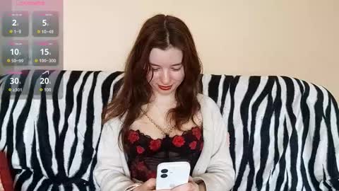 Snapshot of daniellevaulet chatting on March 24, 2026, 7:13 am Mia online show from March 24, 2026, 7:13 am