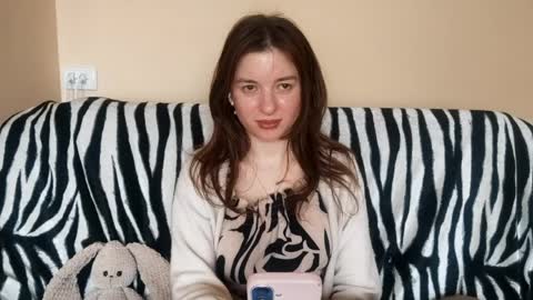 Snapshot of daniellevaulet chatting on April 9, 2026, 3:17 pm Mia online show from April 9, 2026, 3:17 pm