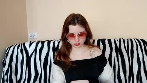 Snapshot of daniellevaulet chatting on April 14, 2026, 11:16 am Mia online show from April 14, 2026, 11:16 am