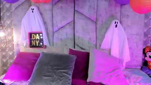 DaniiBelluci  online show from October 29, 2025, 3:09 am