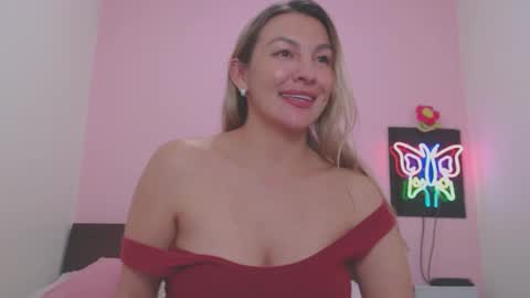 K A R O L online show from December 13, 2024, 2:21 am