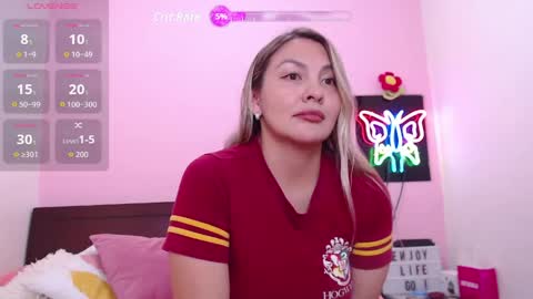 K A R O L online show from May 15, 2026, 3:02 am