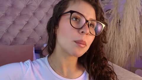 Snapshot of danika_x chatting on June 9, 2026, 1:28 am Danika online show from June 9, 2026, 1:28 am
