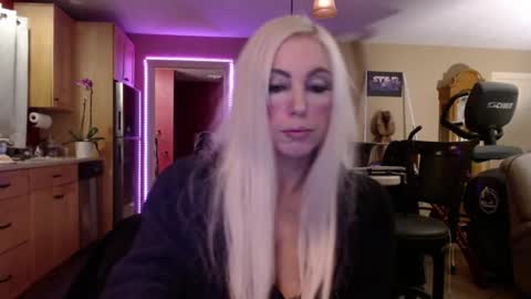 Snapshot of danikawhite69 chatting on January 3, 2025, 9:36 am DanikaWhite69 online show from January 3, 2025, 9:36 am