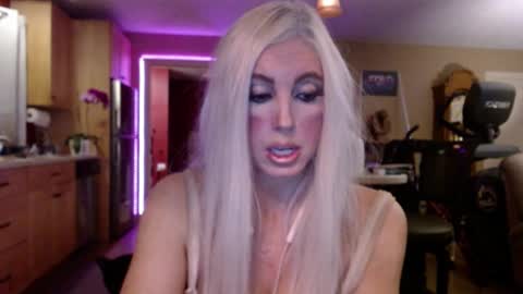 Snapshot of danikawhite69 chatting on September 29, 2025, 7:24 am DanikaWhite69 online show from September 29, 2025, 7:24 am