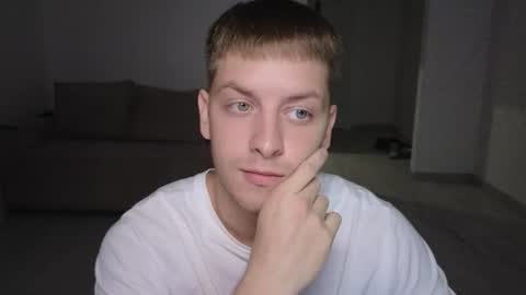 Snapshot of danila_trezzini chatting on June 25, 2026, 7:07 pm danila online show from June 25, 2026, 7:07 pm