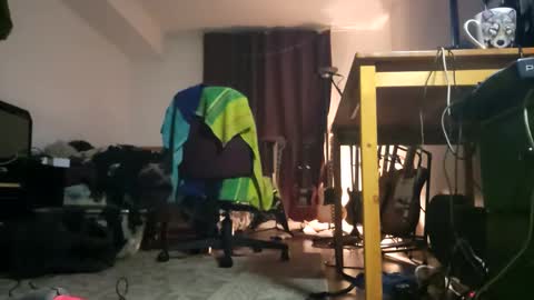 Snapshot of danimal5000 chatting on January 21, 2025, 2:11 am danimal5000 online show from January 21, 2025, 2:11 am