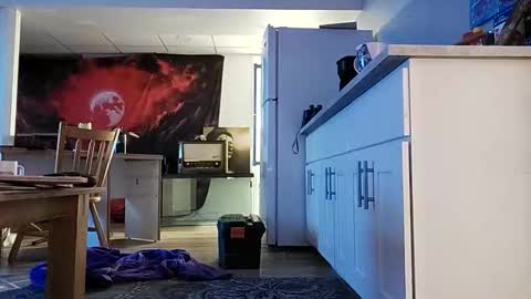 Snapshot of danimal5000 chatting on November 21, 2025, 4:27 pm danimal5000 online show from November 21, 2025, 4:27 pm