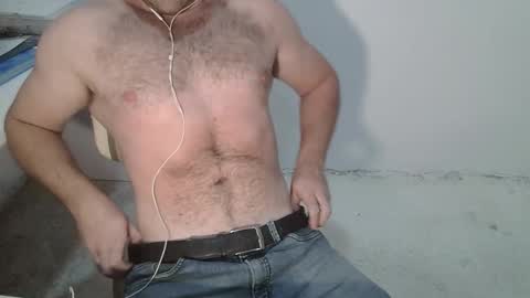 Snapshot of danioli614 chatting on November 10, 2025, 10:31 pm Dani Oli online show from November 10, 2025, 10:31 pm