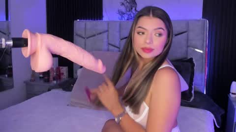 Dani Phonenix online show from February 13, 2025, 7:42 pm