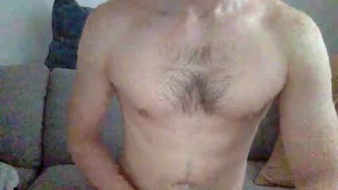 Buzzy online show from November 18, 2025, 7:24 am