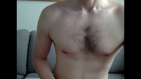 Snapshot of danishguysdicks chatting on June 2, 2026, 7:43 am Buzzy online show from June 2, 2026, 7:43 am