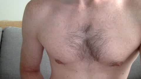 Snapshot of danishguysdicks chatting on June 30, 2026, 9:43 am Buzzy online show from June 30, 2026, 9:43 am