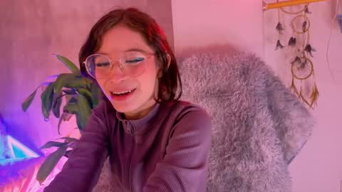 Snapshot of danita_veelz chatting on June 9, 2026, 12:55 am danita_veelz online show from June 9, 2026, 12:55 am