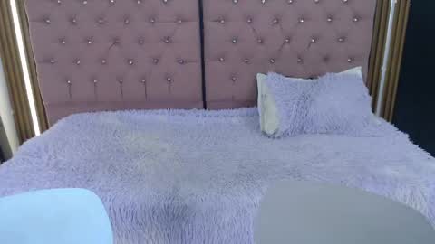 Snapshot of dann_jell chatting on May 18, 2026, 7:31 pm Danniela y Victoria online show from May 18, 2026, 7:31 pm