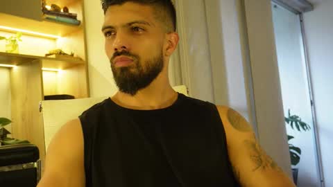 Dann saenz online show from November 11, 2025, 11:43 am