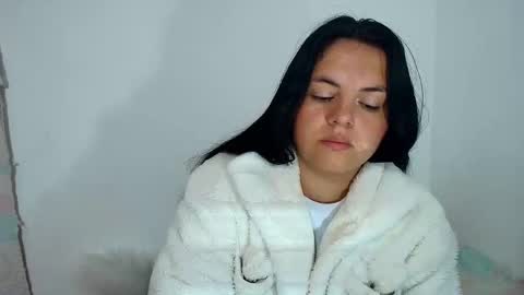 Snapshot of danna_1111 chatting on October 11, 2025, 3:21 pm danna online show from October 11, 2025, 3:21 pm