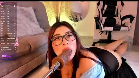 Snapshot of danna_adams1 chatting on February 27, 2025, 3:58 am danna_adams1 online show from February 27, 2025, 3:58 am