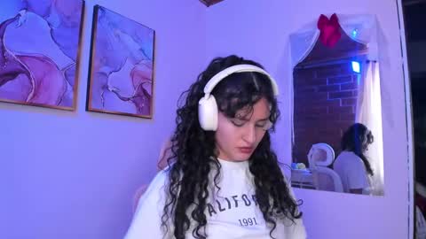 Snapshot of danna_lovs chatting on February 25, 2025, 1:06 pm Danna Lovs online show from February 25, 2025, 1:06 pm