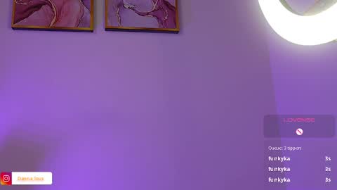 Snapshot of danna_lovs chatting on March 10, 2025, 2:37 pm Danna Lovs online show from March 10, 2025, 2:37 pm