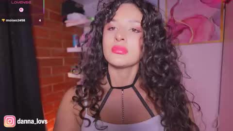 Snapshot of danna_lovs chatting on September 25, 2025, 5:49 pm Danna Lovs online show from September 25, 2025, 5:49 pm