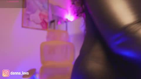 Snapshot of danna_lovs chatting on October 3, 2025, 5:21 pm Danna Lovs online show from October 3, 2025, 5:21 pm