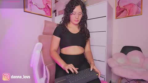 Snapshot of danna_lovs chatting on October 10, 2025, 5:34 pm Danna Lovs online show from October 10, 2025, 5:34 pm
