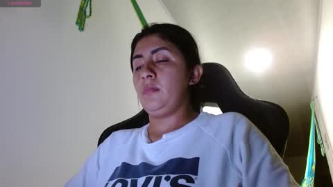 Danna online show from October 25, 2025, 10:59 pm