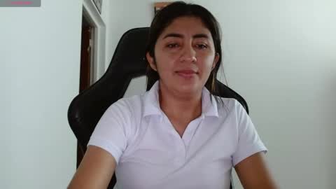 Danna online show from April 25, 2026, 8:28 pm