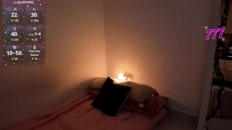 Danna Rhodes online show from May 19, 2026, 7:58 am
