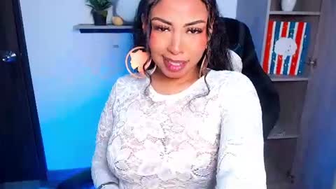 Snapshot of danna_schmidt23 chatting on June 13, 2026, 7:39 am Danna online show from June 13, 2026, 7:39 am