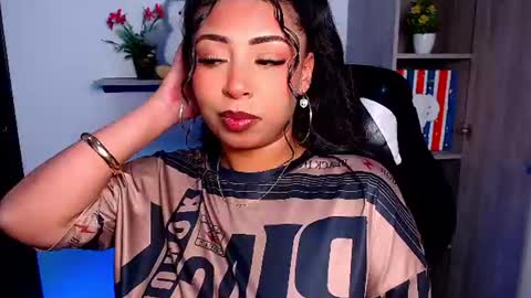 Snapshot of danna_schmidt23 chatting on July 22, 2026, 4:04 am Danna online show from July 22, 2026, 4:04 am