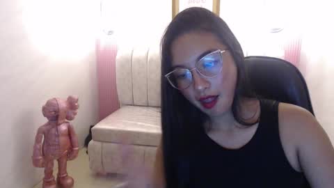 Snapshot of danna_sweet_s chatting on October 23, 2025, 9:02 pm danna_sweet_s online show from October 23, 2025, 9:02 pm
