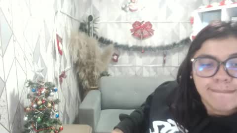 Snapshot of dannagarza chatting on December 26, 2024, 2:55 am Danna Garza online show from December 26, 2024, 2:55 am
