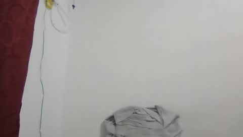 danni4_20 online show from September 15, 2025, 5:40 am