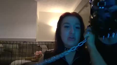 Snapshot of dannityler01 chatting on November 13, 2025, 11:03 pm Latex Sluts online show from November 13, 2025, 11:03 pm