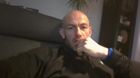 Snapshot of danny81boy chatting on January 9, 2025, 12:52 pm danny81boy online show from January 9, 2025, 12:52 pm