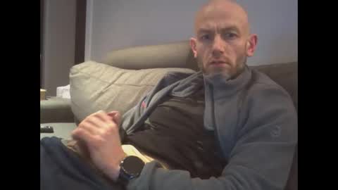 Snapshot of danny81boy chatting on February 18, 2025, 4:48 pm danny81boy online show from February 18, 2025, 4:48 pm