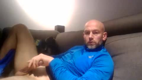 Snapshot of danny81boy chatting on November 10, 2025, 5:23 pm danny81boy online show from November 10, 2025, 5:23 pm